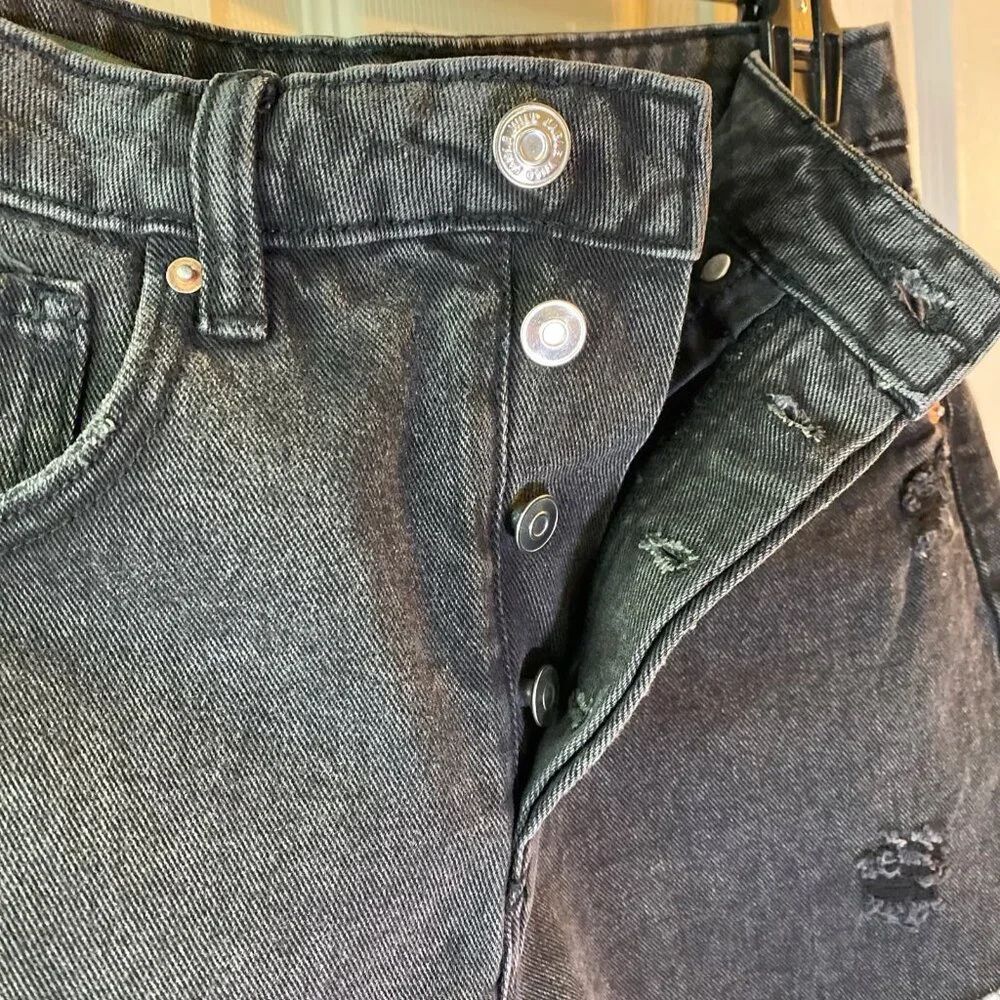 WILD FABLE Super High-Rise Distressed Denim Cutoff Jeans Shorts - Picture 9 of 11